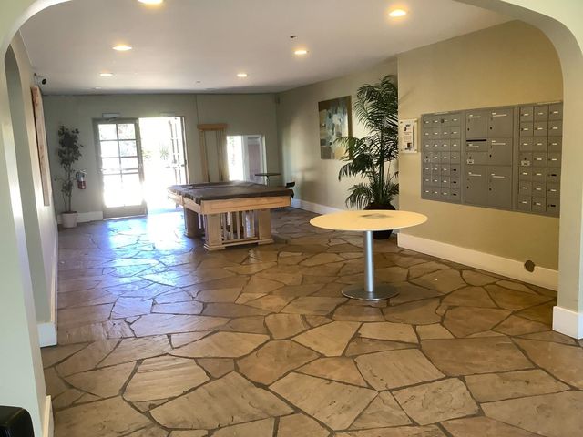 1855 Palm View Place 123, Santa Clara, CA 95050