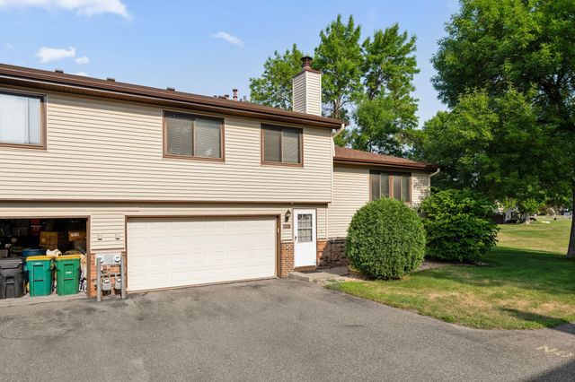 8717 N Maplebrook Circle, Brooklyn Park, MN 55445