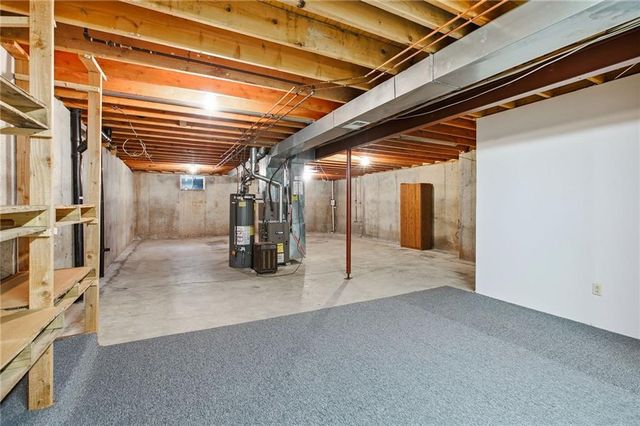 102 W Sierra Drive, Raymore, MO 64083