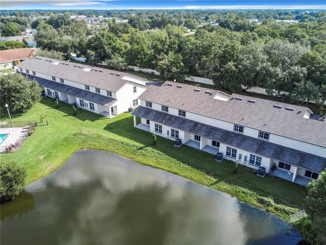 1734 BARTON TOWNE CIRCLE, St Cloud, FL 34769