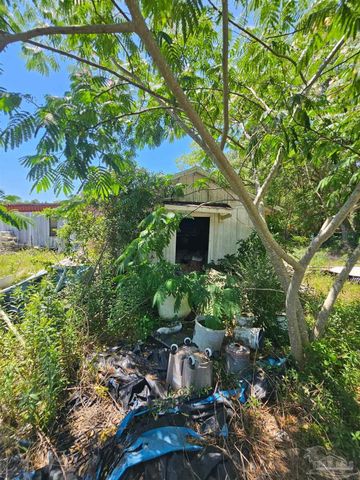 829 W Hope Dr, Pensacola, FL 32534