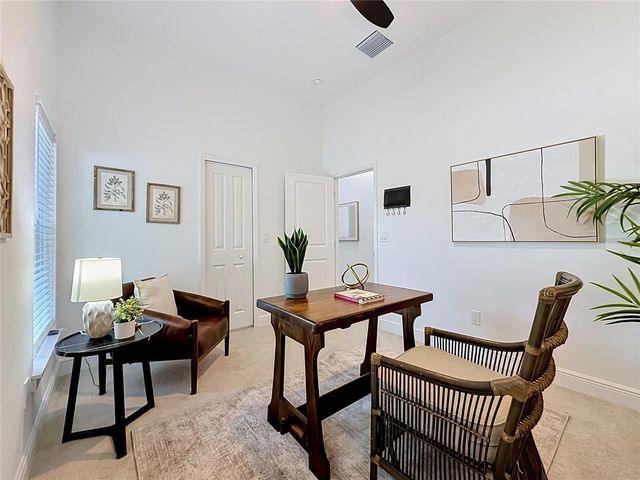 6481 28TH STREET N, St Petersburg, FL 33702