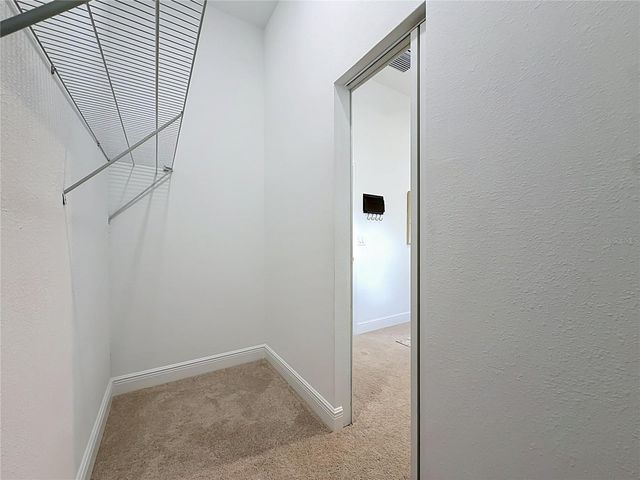 6481 28TH STREET N, St Petersburg, FL 33702