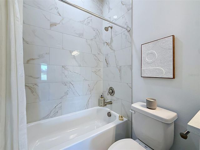 6481 28TH STREET N, St Petersburg, FL 33702