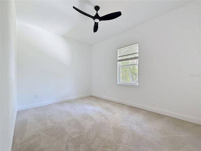 6481 28TH STREET N, St Petersburg, FL 33702