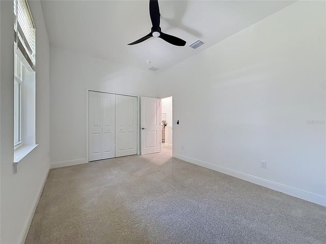 6481 28TH STREET N, St Petersburg, FL 33702