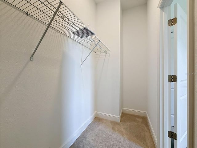 6481 28TH STREET N, St Petersburg, FL 33702
