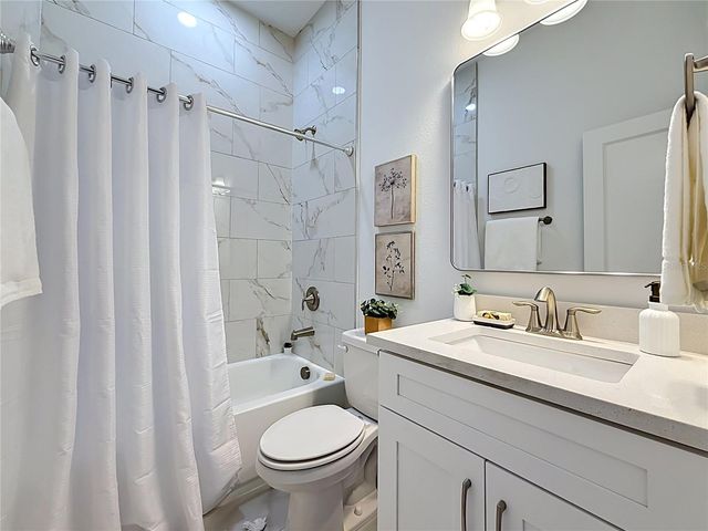 6481 28TH STREET N, St Petersburg, FL 33702