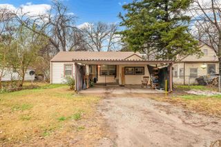 1321 S Bonn St, Wichita, KS 67213