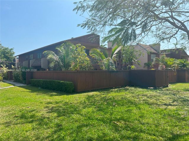 6435 SW 116th Pl H, Miami, FL 33173