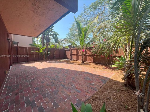 6435 SW 116th Pl H, Miami, FL 33173