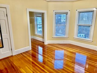 42 Essex 2, Saugus, MA 01906