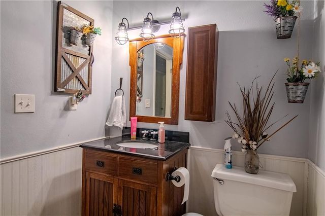 218 Crawford Drive, Clinton, MO 64735