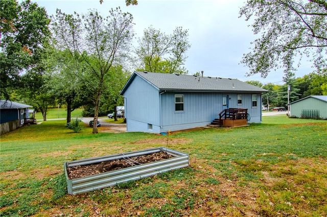 218 Crawford Drive, Clinton, MO 64735
