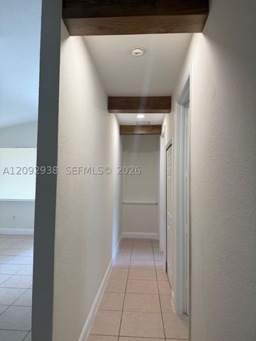 372 SW 2nd St -, Florida City, FL 33034