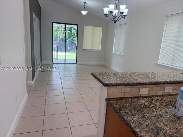 372 SW 2nd St -, Florida City, FL 33034