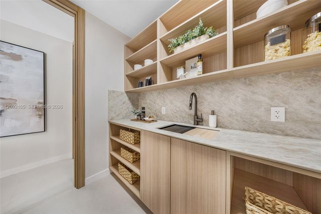 8230 SW 150th Dr, Palmetto Bay, FL 33158