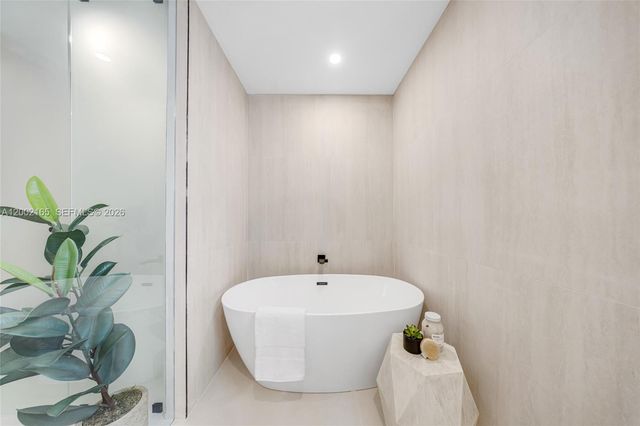 8230 SW 150th Dr, Palmetto Bay, FL 33158