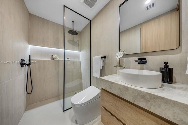 8230 SW 150th Dr, Palmetto Bay, FL 33158