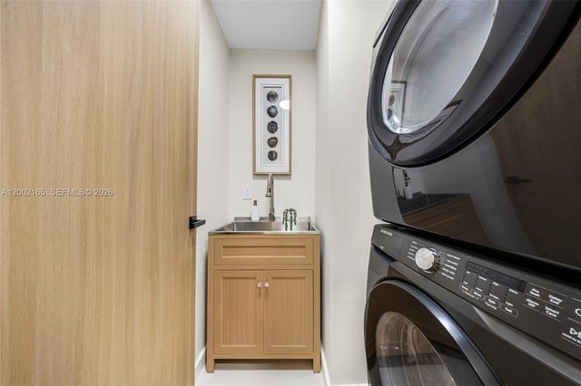 8230 SW 150th Dr, Palmetto Bay, FL 33158