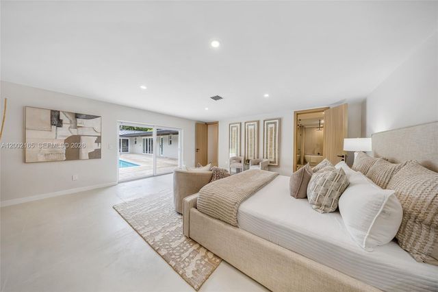 8230 SW 150th Dr, Palmetto Bay, FL 33158