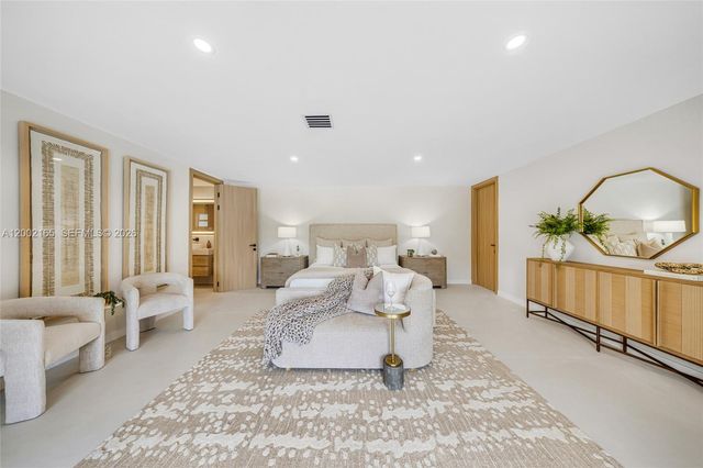 8230 SW 150th Dr, Palmetto Bay, FL 33158