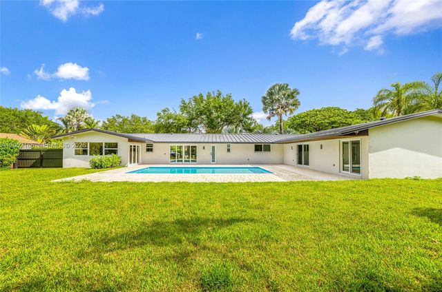 8230 SW 150th Dr, Palmetto Bay, FL 33158