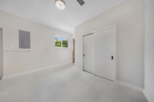 8230 SW 150th Dr, Palmetto Bay, FL 33158