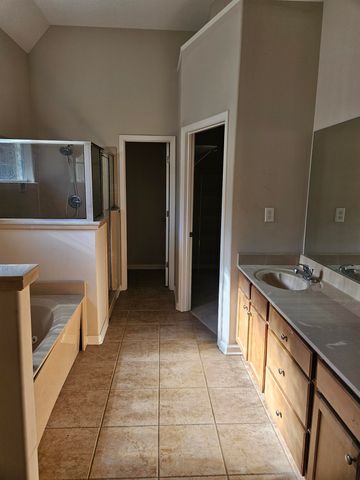 1478 LOST BROOK DR, Cordova, TN 38016