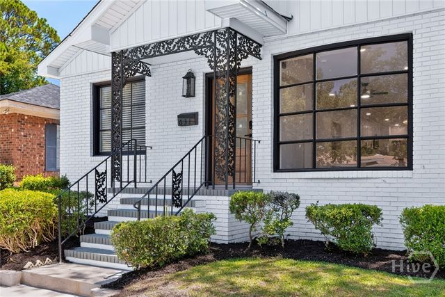631 W 45th Street, Savannah, GA 31405