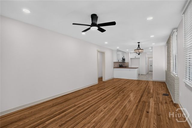 631 W 45th Street, Savannah, GA 31405