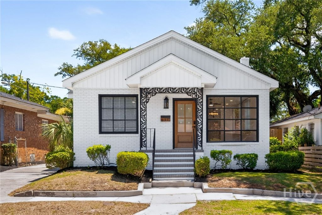 Image 1 of property listing at 631 W 45th Street, Savannah, GA 31405