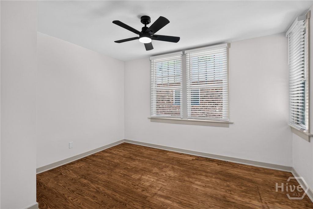 Image 32 of property listing at 631 W 45th Street, Savannah, GA 31405