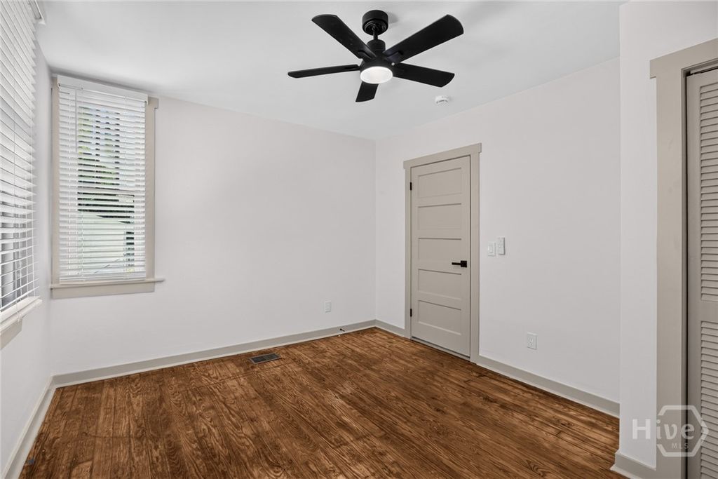 Image 34 of property listing at 631 W 45th Street, Savannah, GA 31405