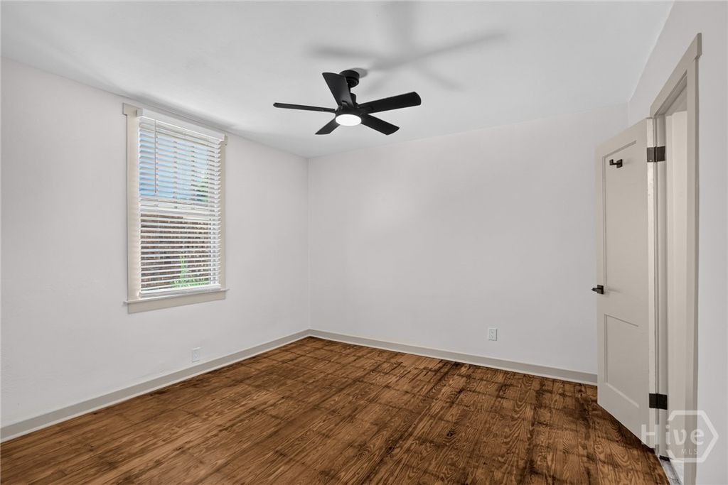 Image 35 of property listing at 631 W 45th Street, Savannah, GA 31405