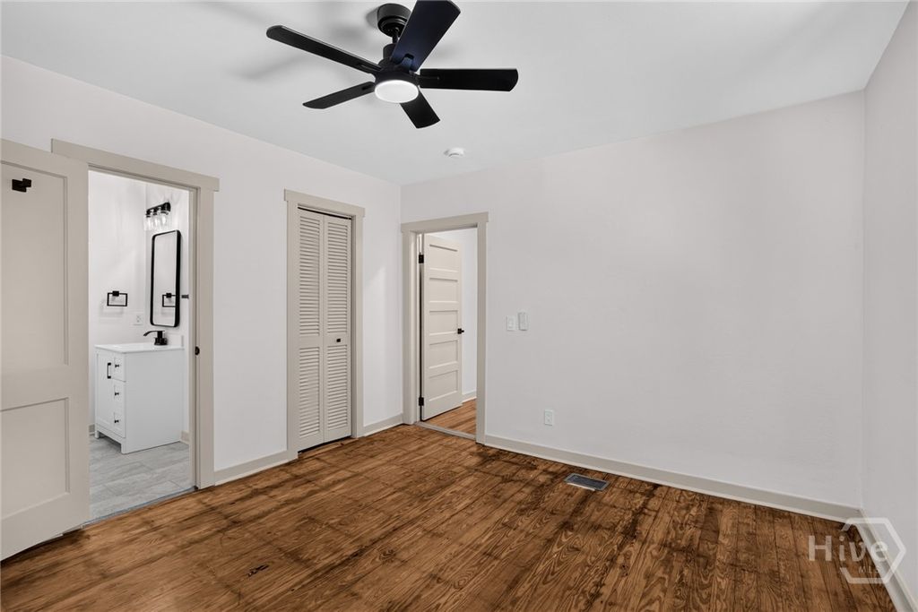 Image 36 of property listing at 631 W 45th Street, Savannah, GA 31405