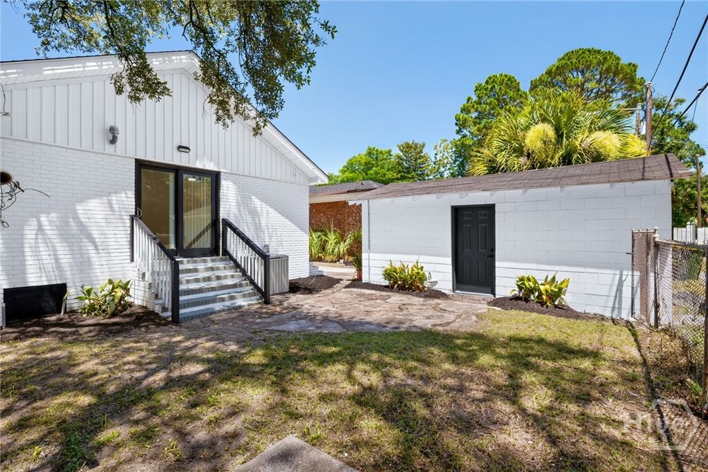 Image 42 of property listing at 631 W 45th Street, Savannah, GA 31405