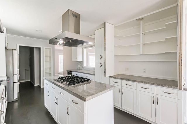 11931 Riverview Drive, Houston, TX 77077