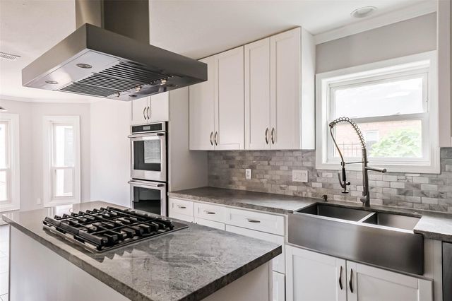 11931 Riverview Drive, Houston, TX 77077