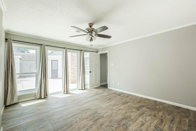 11931 Riverview Drive, Houston, TX 77077