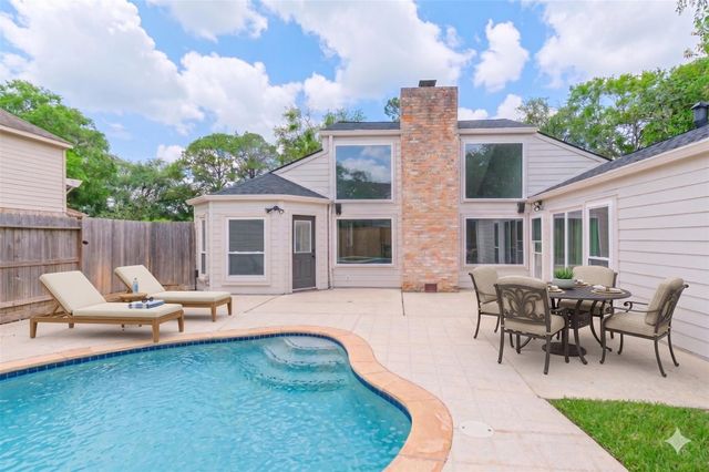 11931 Riverview Drive, Houston, TX 77077