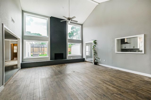 11931 Riverview Drive, Houston, TX 77077