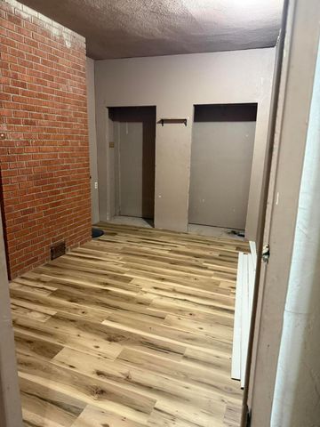 474 W Montgomery Avenue, Porterville, CA 93257