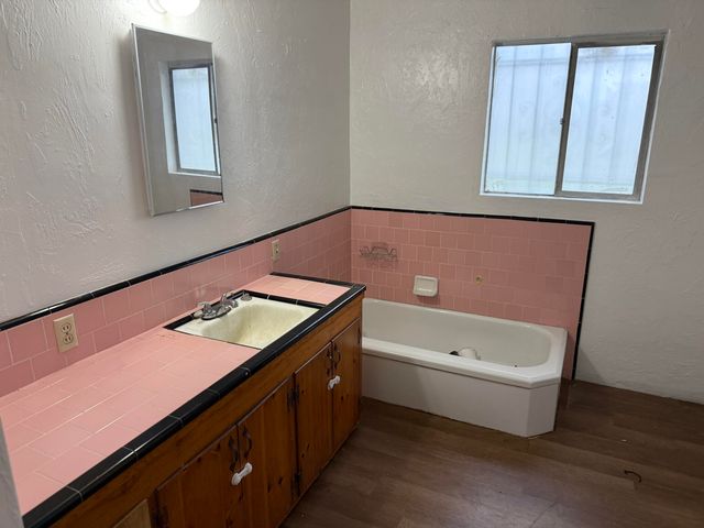 474 W Montgomery Avenue, Porterville, CA 93257