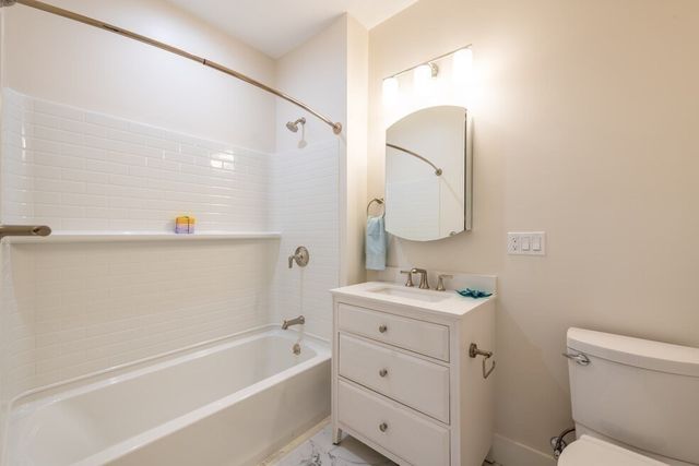 1246 Broadway 3, Somerville, MA 02144