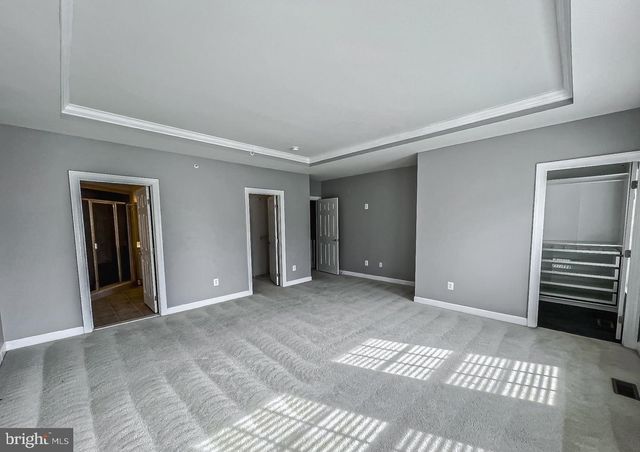 2574 EASTBOURNE DR, Woodbridge, VA 22191