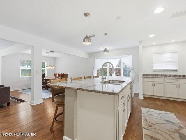 17 OAKS Drive, Jacksonville Beach, FL 32250