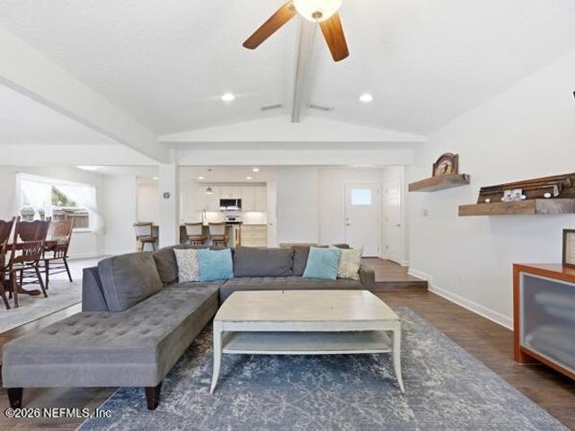 17 OAKS Drive, Jacksonville Beach, FL 32250