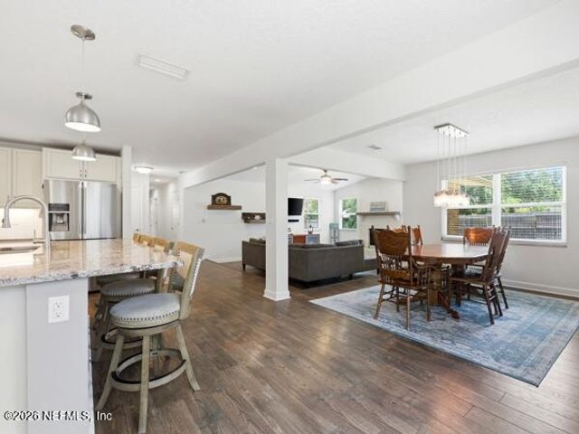 17 OAKS Drive, Jacksonville Beach, FL 32250