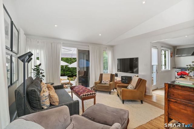 13 Mortimer Drive, Greenwich, CT 06870